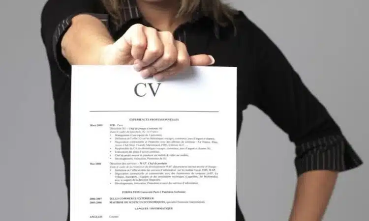 Avec quel outil créer un CV en ligne 